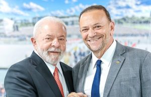 Presidente Luiz Inácio Lula da Silva junto com seu aliado, o prefeito Edinho Silva (PT), de Araraquara (SP) | Foto: Divulgação/Edinho Silva