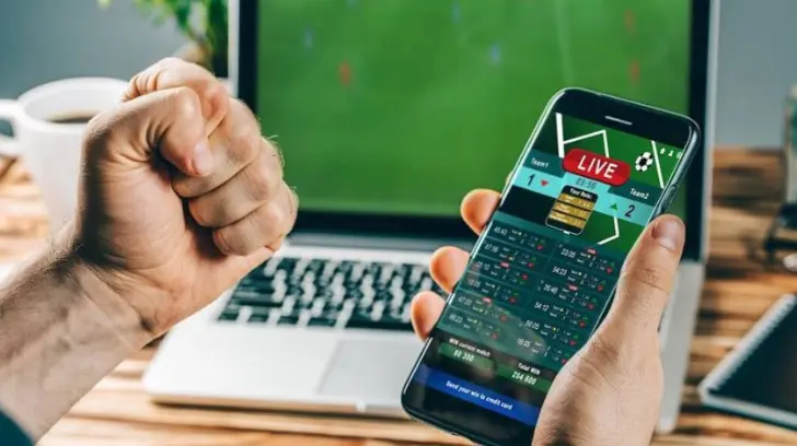 Mais de 80% dos brasileiros que fazem apostas esportivas têm dívidas ativas