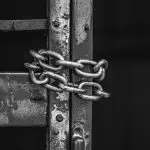 O CNJ determinou que os órgãos judiciais estaduais devem apresentar, até o dia 29 de novembro, um plano para a interdição total dos manicômios psiquiátricos | Foto: Rawpixel.com/Freepik