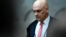 O ministro Alexandre de Moraes participa de sessão no Supremo, depois de determinar a soltura do ex-diretor-geral da Polícia Rodoviária Federal (PRF) Silvinei Vasques | Foto: Ton Molina/FotoArena/Estadão Conteúdo