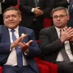 Nunes Marques e André Mendonça, que defenderam Alexandre de Moraes, durante solenidade no Tribunal Superior Eleitoral | Foto: Antônio Augusto/TSE