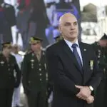Ministro Alexandre de Moraes recebe a medalha Mérito do Tamandaré