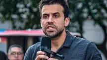 Em razão da ameaça, Pablo Marçal entrou em uma padaria e vestiu um colete à prova de balas | Foto: Reprodução/Twitter/X