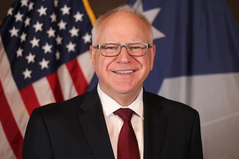 Tim Walz, governador de Minnesota, nos EUA