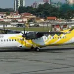 O avião da Voepass, prefixo PS-VPB, decolou de Cascavel (PR), com destino ao Aeroporto de Guarulhos, em São Paulo, mas caiu em Vinhedo (SP), depois de uma hora e meia de voo | Foto: Reprodução/Twitter/X; aeronave