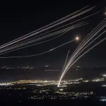 Domo de Ferro de Israel intercepta foguetes lançados pelo grupo terrorista Hezbollah, do Líbano; estados unidos