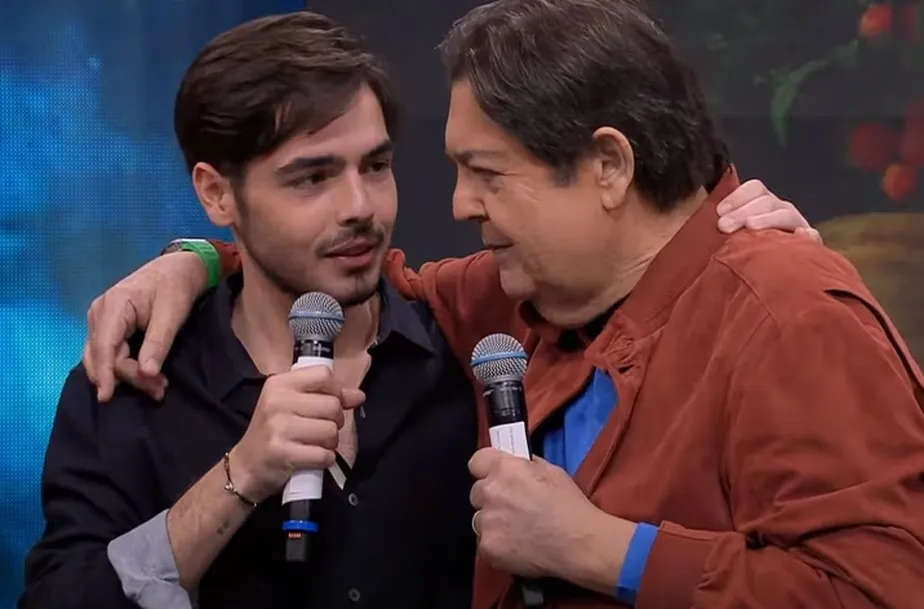 Foto do filho de Faustão e Faustão