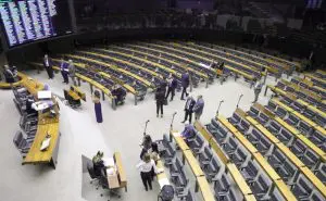 Os deputados federais recebem auxílio mudança no começo e no fim do mandato, oficialmente chamado de 'ajuda de custo' | Foto: Mario Agra/Câmara dos Deputados