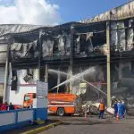 Incêndio atinge indústria de frango no Paraná