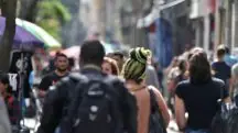População do Brasil é de 212,6 milhões de habitantes, diz IBGE