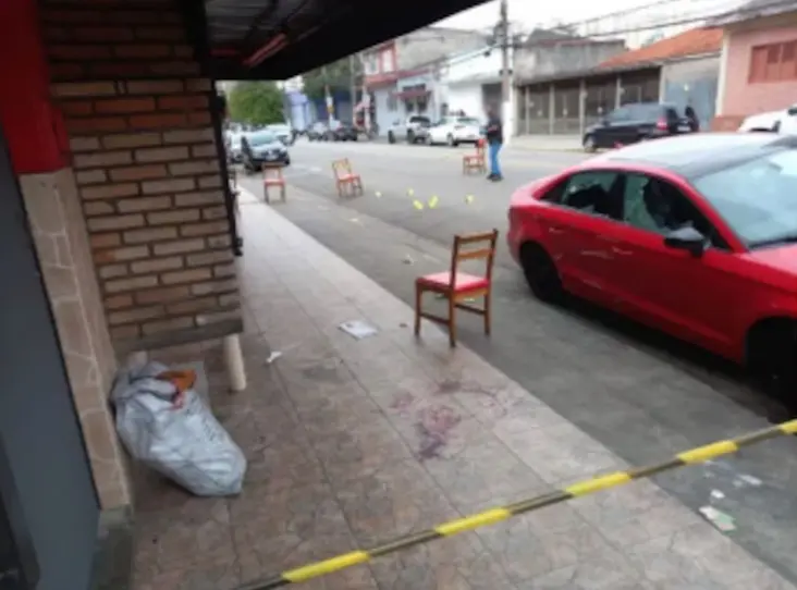 Carro e bar