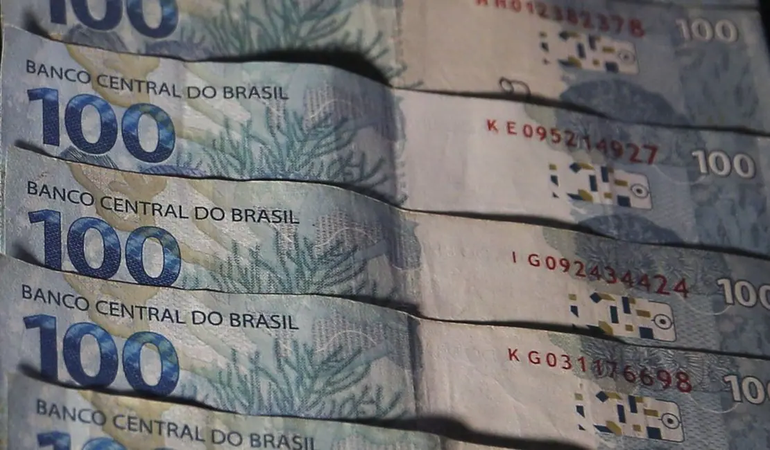 Brasil registra o maior déficit da história
