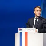 EMMANUEL MACRON FRANÇA TAXAR RICOS