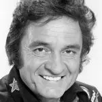 De 1969 a 1971, Johnny Cash teve um programa de televisão que contou com a participação de artistas renomados como Neil Young e Bob Dylan | Foto: Reprodução/Wikimedia Commons