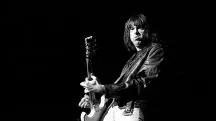 Johnny Ramone, no Club Citta, em Kawasaki-ku, no Japão - 6/9/1990 | Foto: Masao Nakagami/Wikimedia Commons