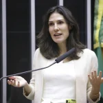 Marina Helena durante sessão na Câmara