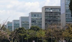 Número de servidores públicos cresce no governo Lula