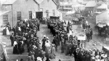 Mulheres votando em Auckland, na Nova Zelândia, em 1899