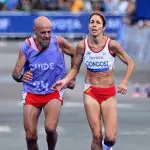 No fim de uma corrida, Elena Congost e o guia, Mia Carol, começaram a conversar sobre a conquista iminente do bronze na competição | Jennifer Lorenzini/Reuters