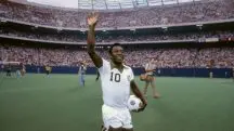 Pelé Cosmos despede futebol 1977