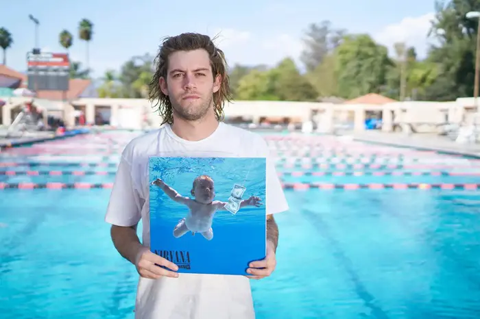 bebê da capa de nevermind nirvana