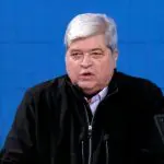 José Luiz Datena, candidato do PSDB à Prefeitura de São Paulo, durante debate no SBT — Osasco (SP), 20/9/2024 | Foto: Reprodução/YouTube/@SBTNews