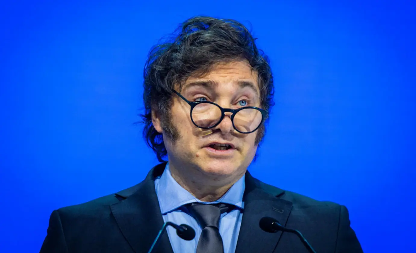 Milei veta reforma do sistema de aposentadorias e pensões na Argentina
