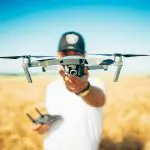 Cursos de especialização em pilotagem de drones já podem ser encontrados em vários municípios | Foto: David Henrichs/Unsplash
