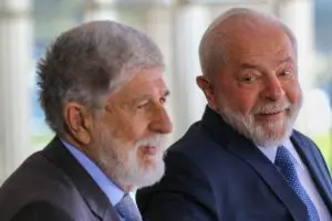 O assessor especial da presidência, Celso Amorim, durante visita do presidente da Argentina, Alberto Fernández | Foto: Fábio Rodrigues-Pozzebom/ Agência Brasil