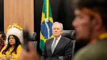 Ministro da Justiça do governo Lula, Ricardo Lewandowski, em encontro com povos indígenas