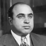 Gângster Al Capone é preso