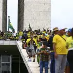 Atos do 8 de janeiro, em alusão à mtatéria sobre candidatos das eleições presentes em Brasília na ocasião