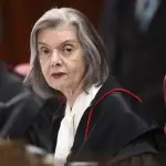 Cármen Lúcia critica lei da anistia