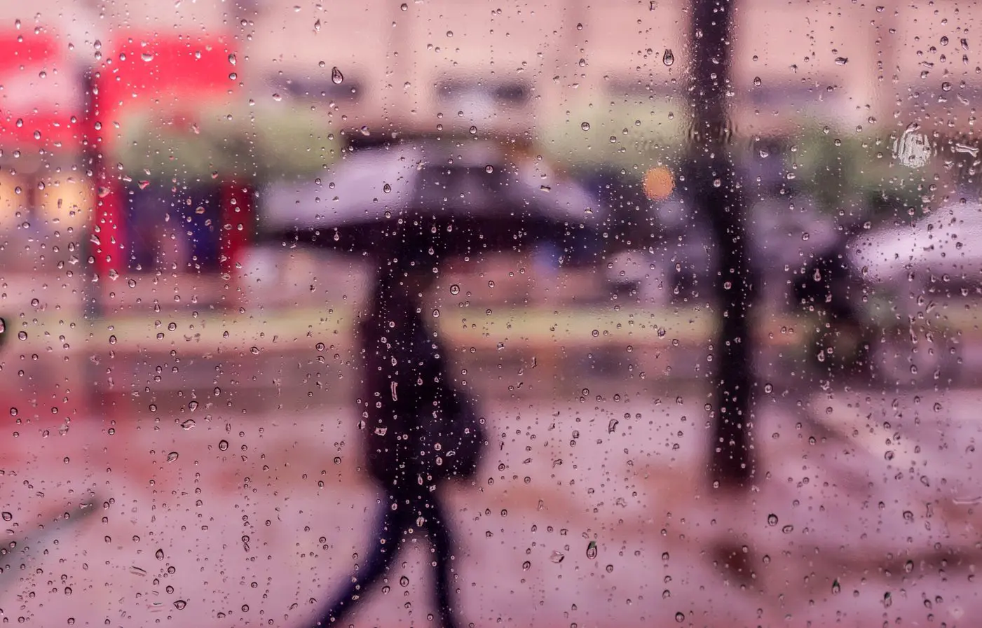 Segundo a previsão do tempo, a manhã desta quinta-feira, 17, terá muita nebulosidade e chuva no norte de Goiás. As instabilidades devem se mover para o centro ao longo do dia, incluindo o Distrito Federal | Foto: Dirceu Portugal/FotoArena/Estadão Conteúdo