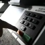 Eleições municipais de 2024; urna