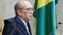 Ministro Gilmar Mendes durante sessão plenária do STF
