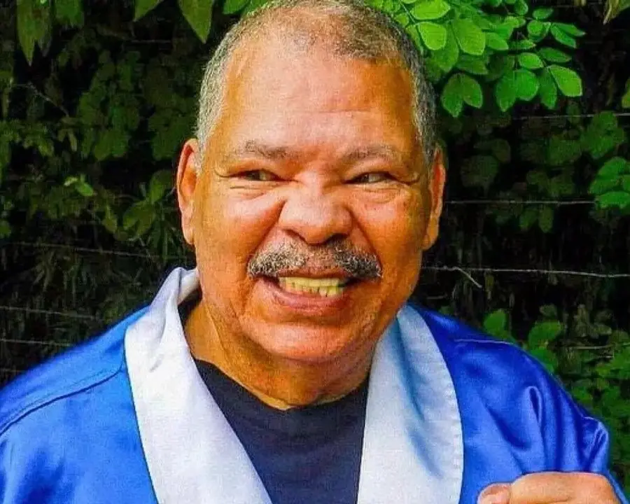 Maguila começou a carreira no boxe com o apoio do narrador e empresário Luciano do Valle | Foto: Reprodução/Redes sociais