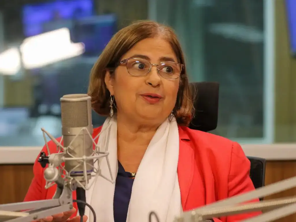 Ministra das Mulheres, Cida Gonçalves, durante entrevista no programa A Voz do Brasil, nos estúdios da EBC | Foto: Wilson Dias/Agência Brasil