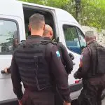 2º turno em Niterói: denúncias de boca de urna em pontos como o Clube Naval Charitás acabaram com diversas pessoas encaminhadas à Polícia Federal | Foto: Reprodução/ TV Globo