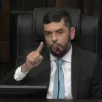 Rodrigo Bacellar insulta Eduardo Paes