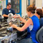 Setor de serviços no Brasil tem queda de 0,4% em agosto