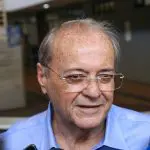 Na política, Silvio Mendes ocupou o cargo de prefeito da cidade em dois mandatos consecutivos, de 2004 a 2010, e atuou como secretário municipal de Saúde por 12 anos, antes de ser prefeito | Foto: Divulgação/Silvio Mendes