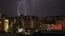 Alertas de tempestades afetam 12 Estados brasileiros