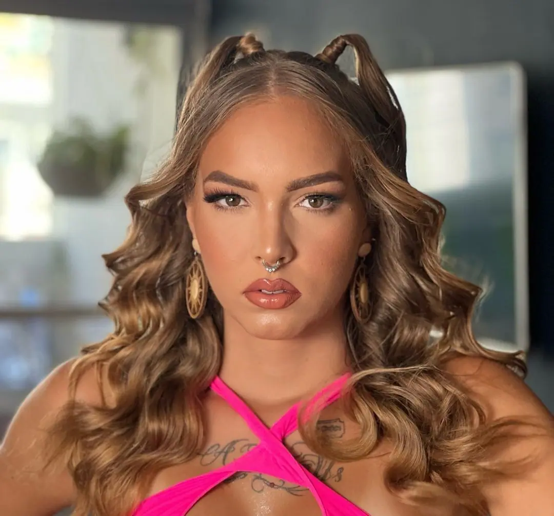 Travsti UFMA