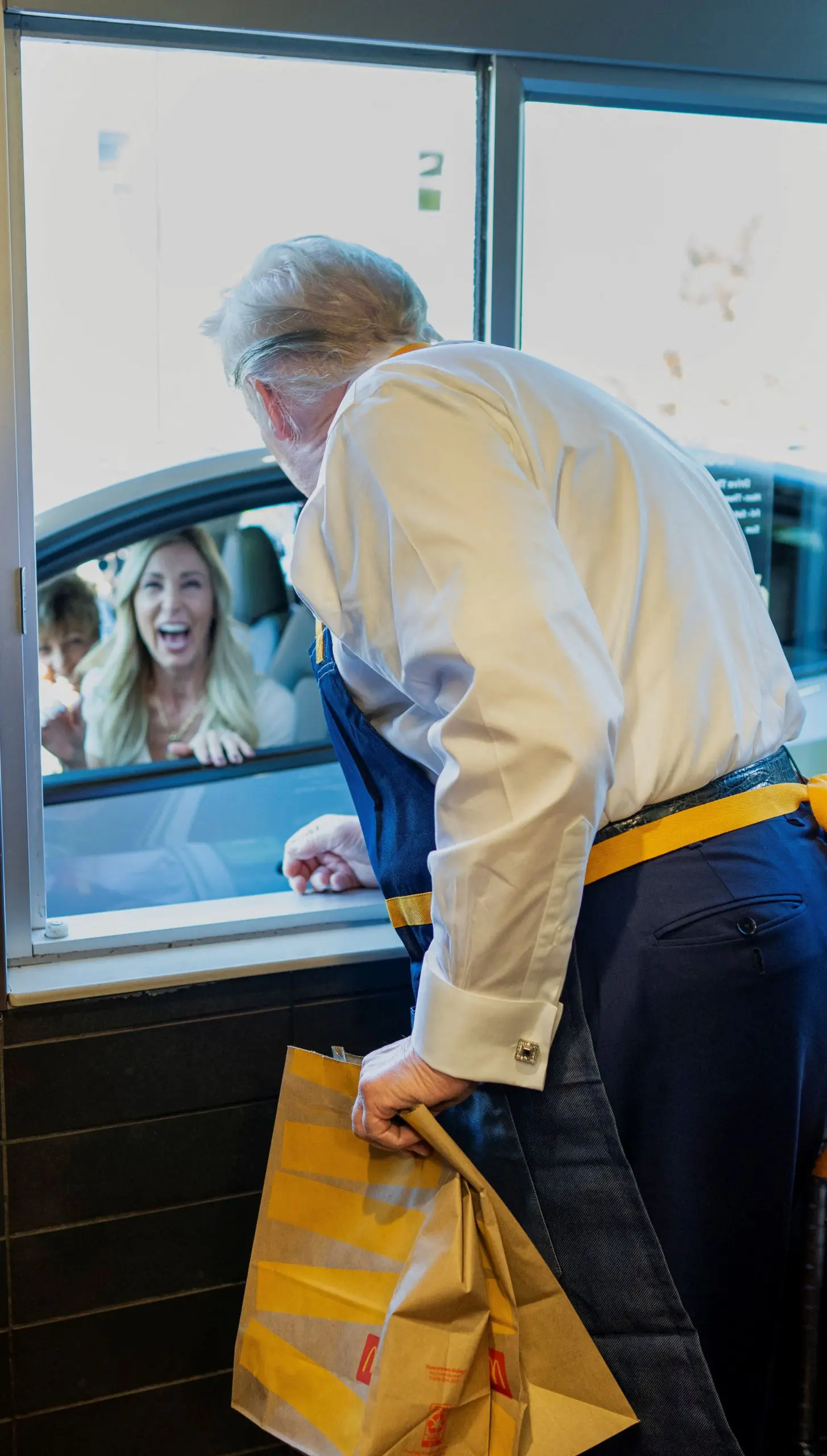 Apesar das provocações, o republicano é de fato admirador da rede de fast food | Foto: Doug Mills/Reuters