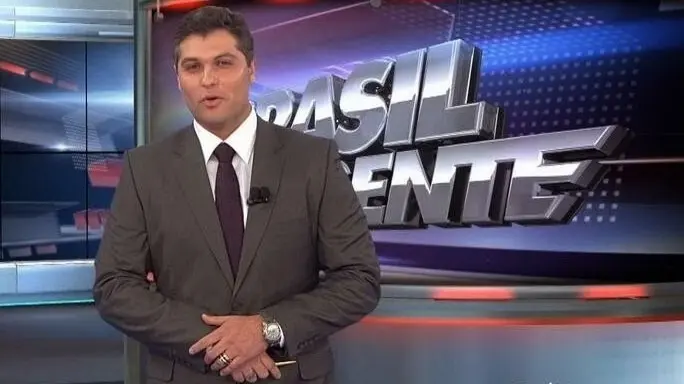 Com a confirmação do afastamento do pai, Joel Datena seguirá na apresentação do Brasil Urgente que disputa o 3º lugar de audiência com o SBT | Foto: Divulgação/Band