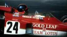 Domingo cinzento e frio na cidade de Watkins Glen, nos Estados Unidos: Emerson Fittipaldi conquistava, em 4 de outubro de 1970, a primeira vitória de um piloto brasileiro na Fórmula 1 | Foto: Reprodução/Redes sociais