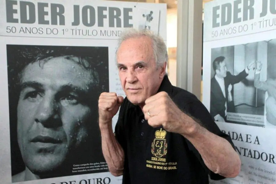 Além de esportista, Éder Jofre também teve carreira na política | Foto: Reprodução/Facebook