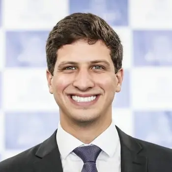 Atualmente prefeito do Recife, João Campos, de 30 anos, é engenheiro civil e filho do ex-governador Eduardo Campos | Foto: Divulgação