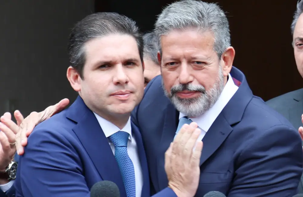 lira e hugo motta